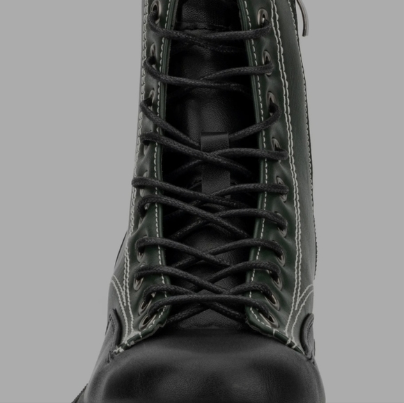 Olivia Miller Boots - Picture 3 of 7